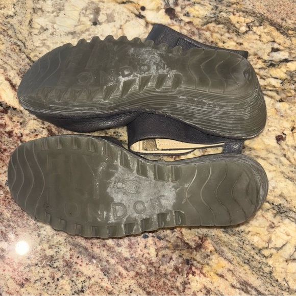 Fly London Women's Gary Wedge Sandals - Picture 7 of 7